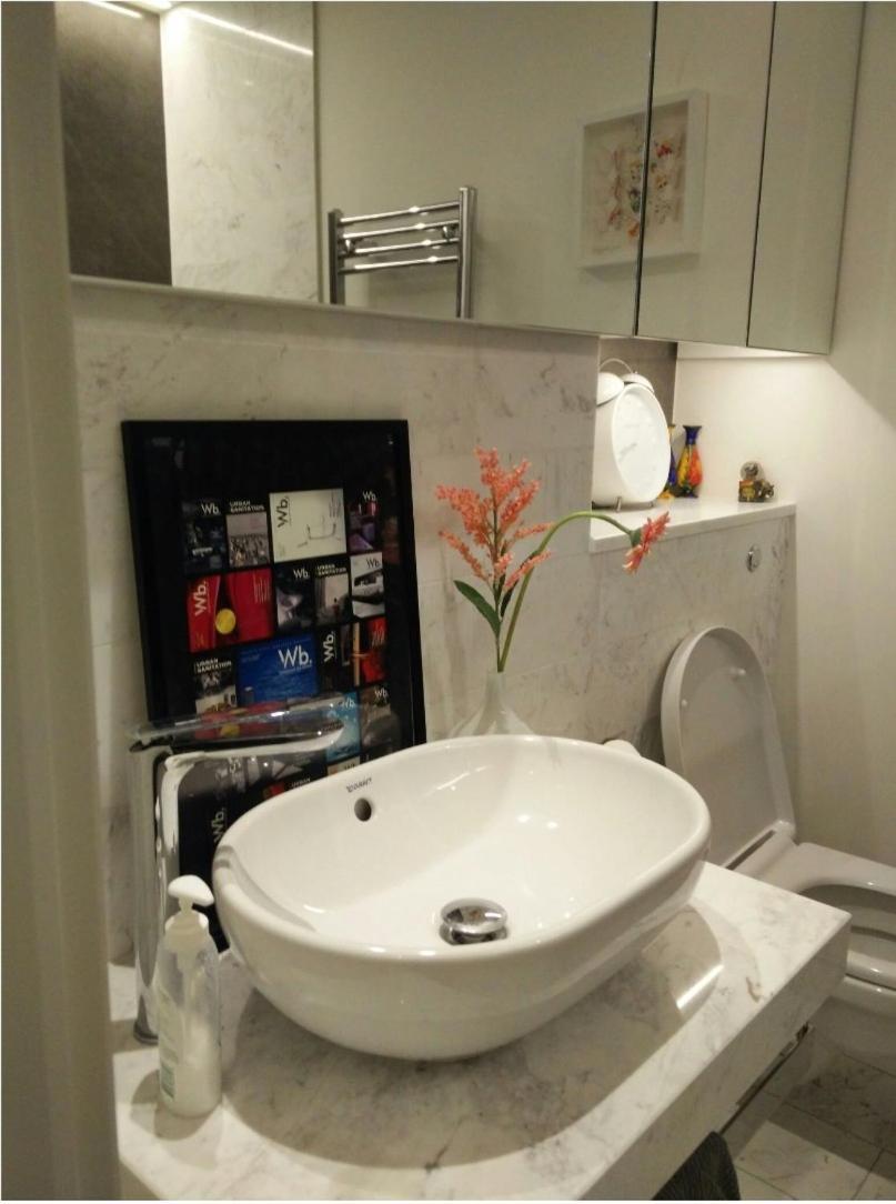 Private Room In Luxury Canary Wharf Apartment London Luaran gambar