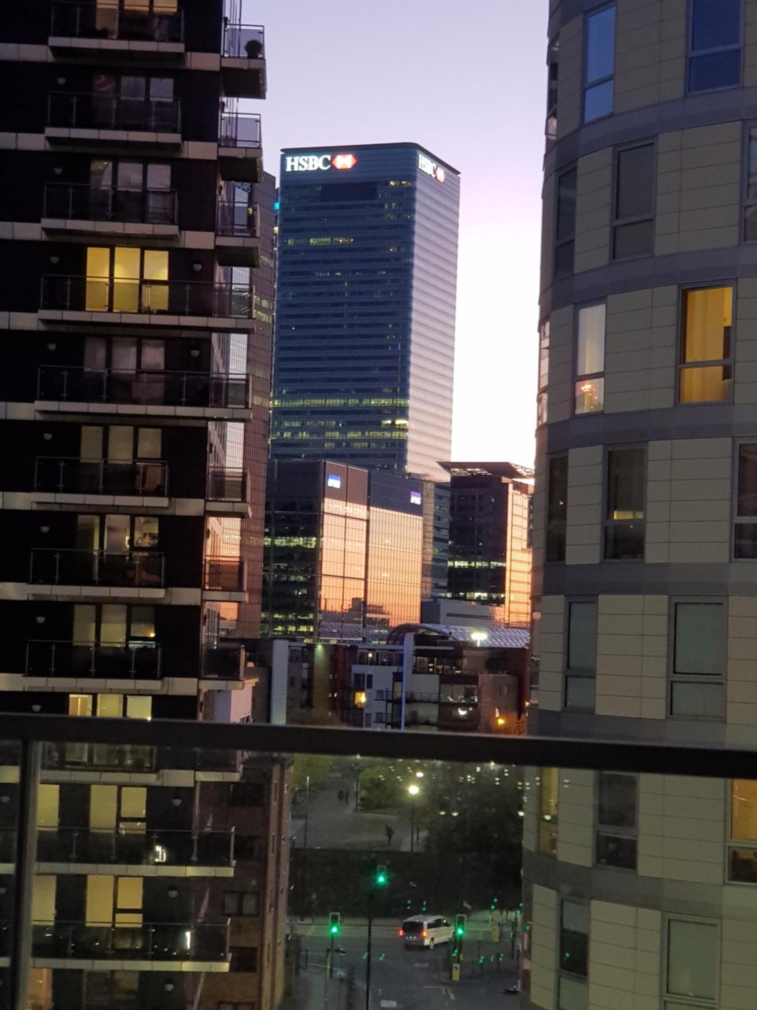 Private Room In Luxury Canary Wharf Apartment London Luaran gambar