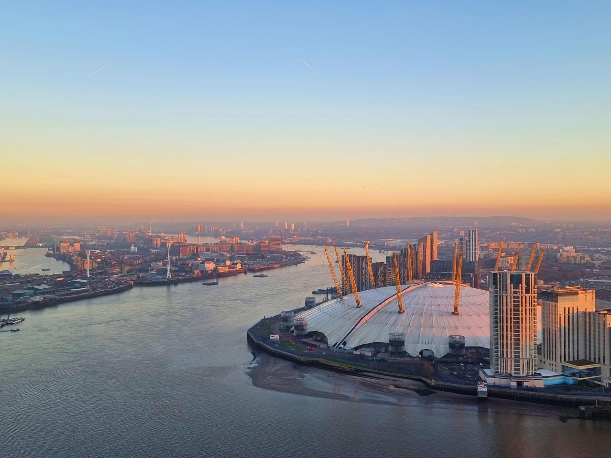 Private Room In Luxury Canary Wharf Apartment London Luaran gambar
